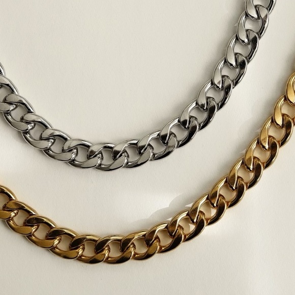 Chunky Thick Link Chain Necklace | White Gold Plated Stainless Steel - Picture 2 of 4
